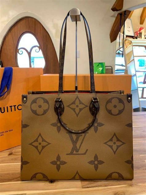 Louis Vuitton is going to install giant bags in the capital